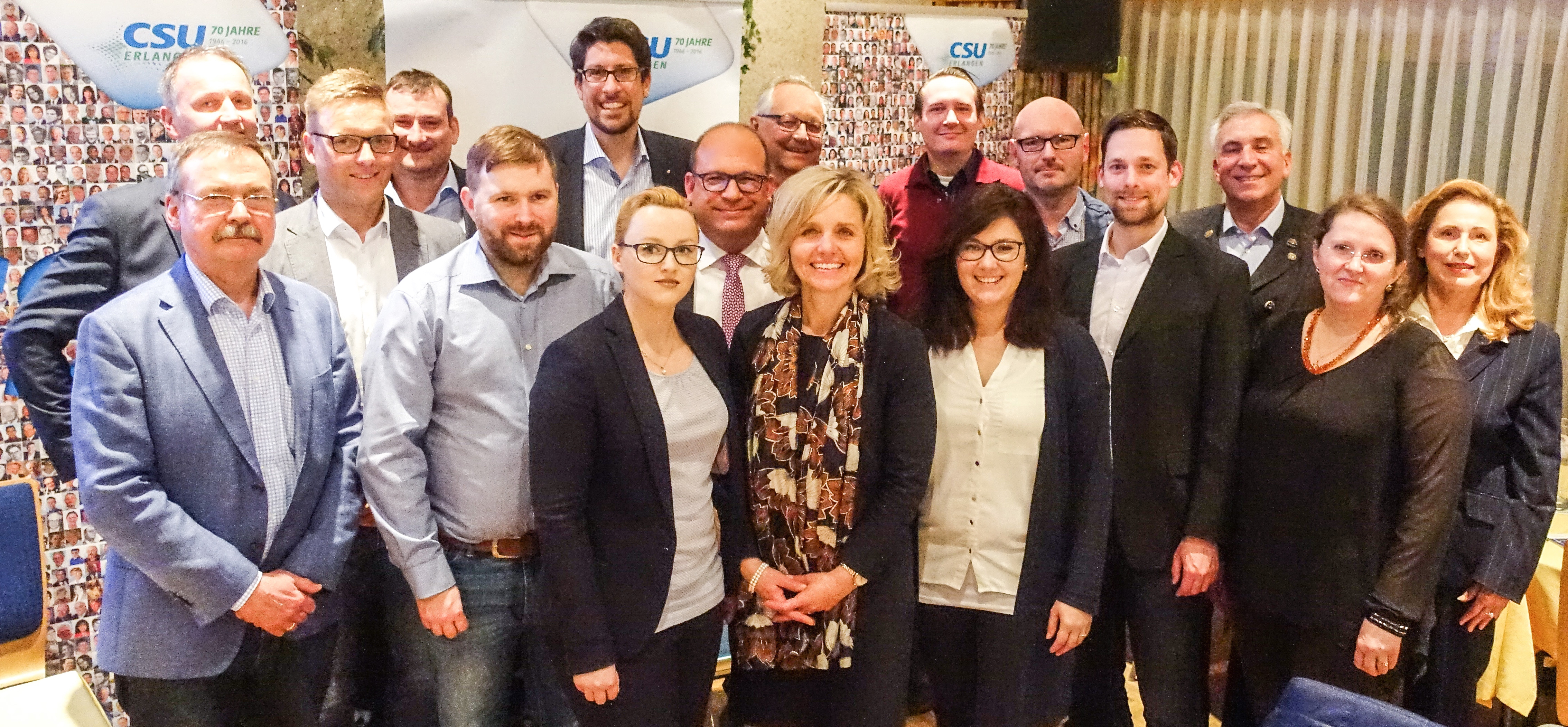 Der neue gewählte CSU-Kreisvorstand Erlangen mit seiner im Amt bestätigten Vorsitzenden Alexandra Wunderlich (Mitte). Foto: oh