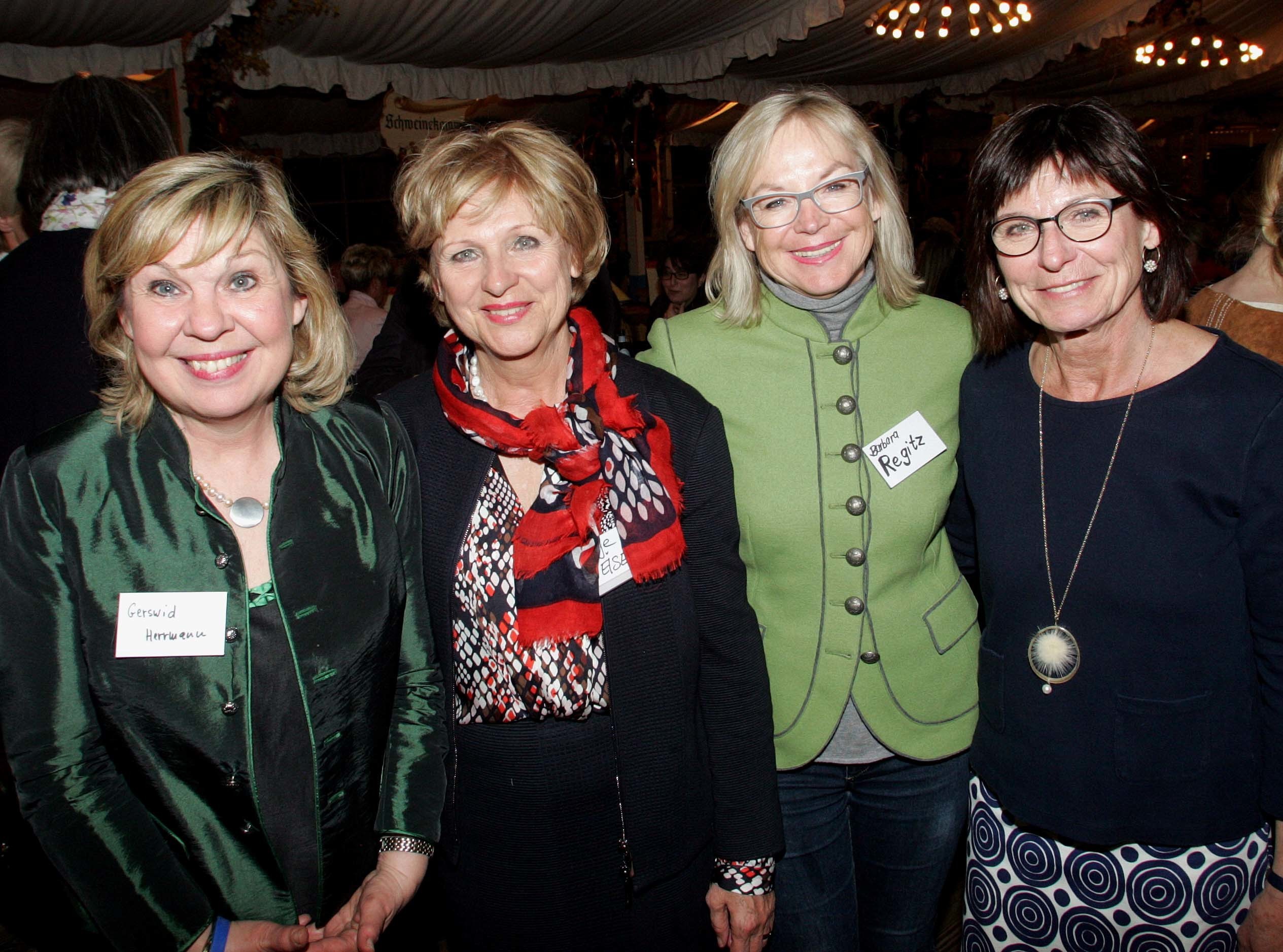 Die Damen waren begeistert vom 1. Inner Wheel Connecting Day bei Gigerlas Lössel: (v.l.) Ministergattin Gerswid Herrmann, Inge Weise, Vorstandsvorsitzende Bürgerstiftung Nürnberg, Barbara Regitz, CSU-Landtagskandidatin, mit OB-Gattin Petra Maly.