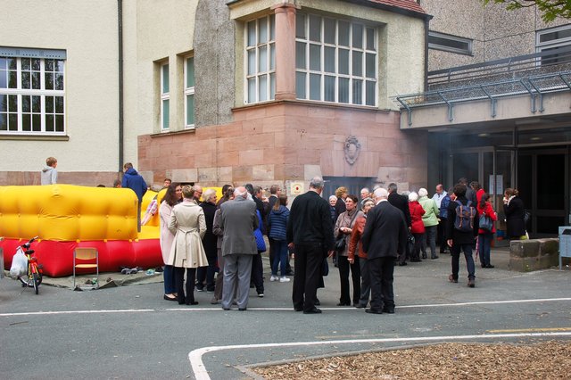 Für die Gemeinde fand in der Thusnelda Schule noch ein Beisamensein statt