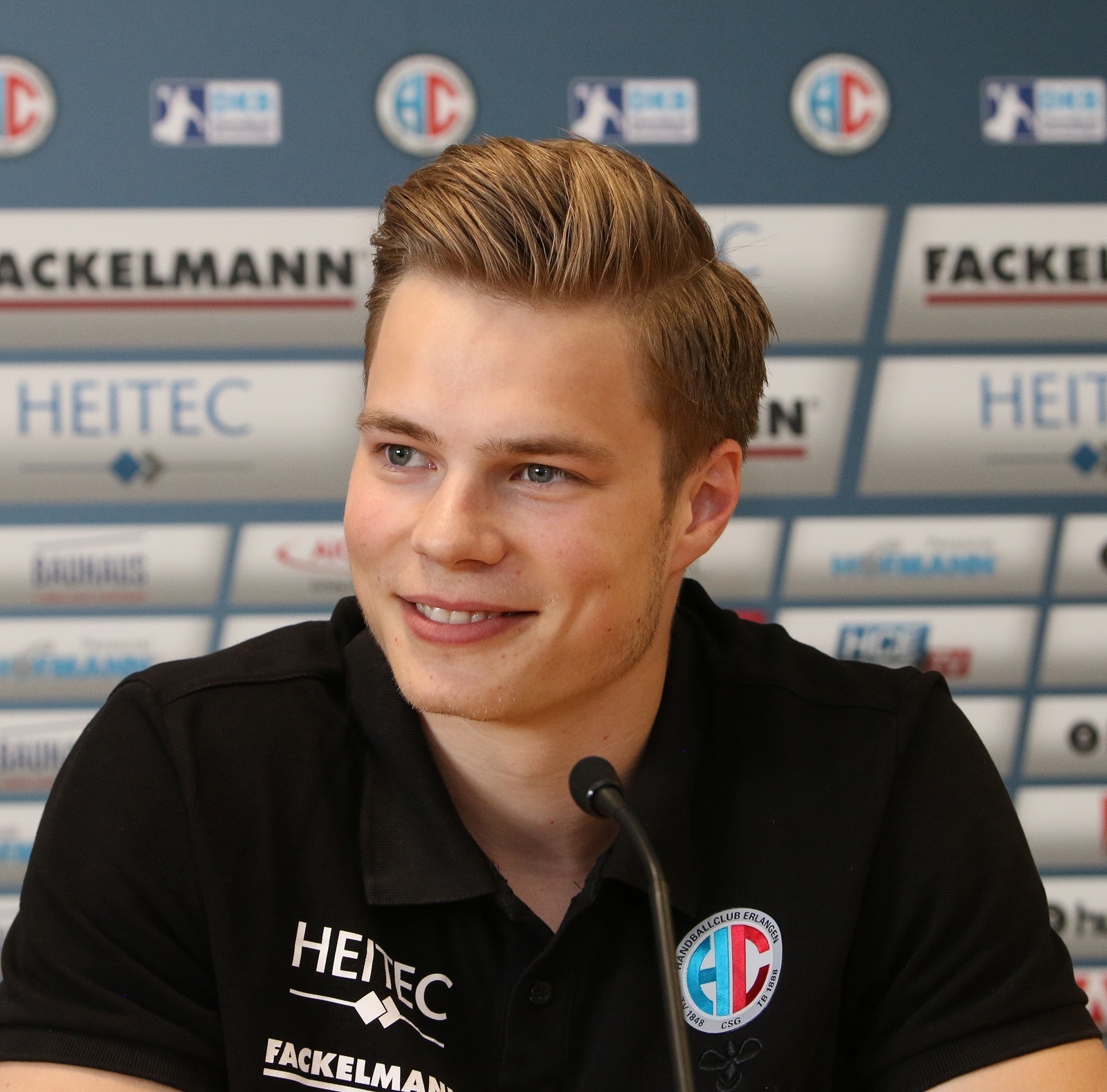 (Foto: HJKrieg, hl-studios, Erlangen) - Christopher Bissel (HC Erlangen): Der HCE ist mein Verein - ich bin unendlich stolz