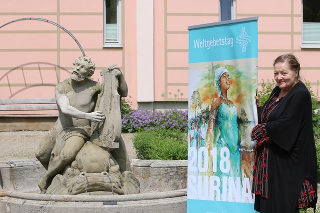 Die Schauspielerin Marianne Sägebrecht besuchte Nürnberg und unterstützt den Weltgebetstag Surinam 2018. | Foto: Udo Dreier