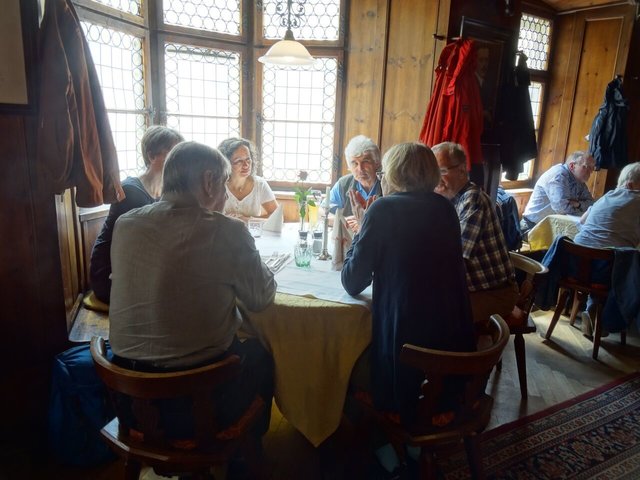Mitagessen zum goldenen Löwen in Hall  (Foto:privat)