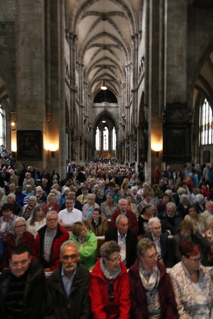 1700 Pilger in der Sebalduskirche. | Foto: Udo Dreier