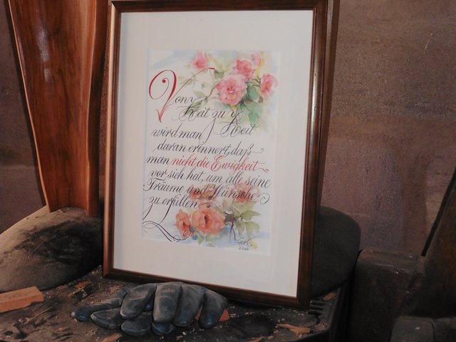 Bei Ulrich Hallmeyer. Sprüche auf Wunsch in Kalligrafie mit Aquarellverzierung von Gunter Kaufmann
