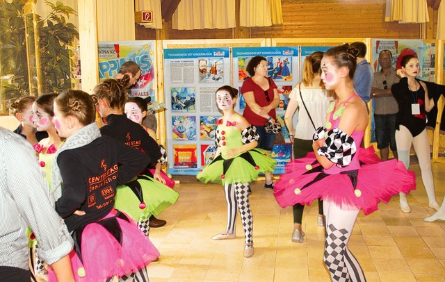 Der erste Festivaltag / APPLAUS-Wettbewerb in der Karl-Diehl-Halle in Röthenbach a.d. Pegnitz (bei Nürnberg)