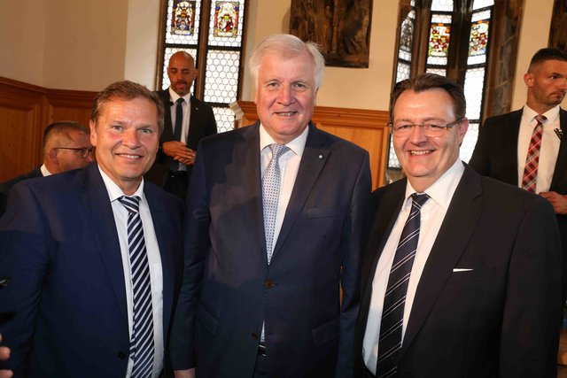 Landtagsabgeordneter Hermann Imhof, Horst Seehofer, Michael Frieser. Foto: Udo Dreier