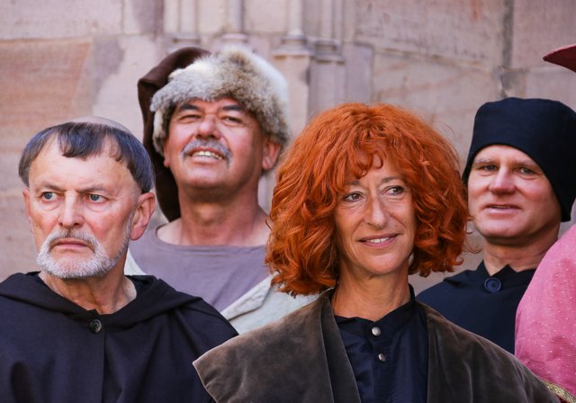 Die Langenzenner Theatergruppen spielen beim Reformationsfest Szenen aus ihrem aktuellen Stück ,,Luther". | Foto: Nicole Fuchsbauer