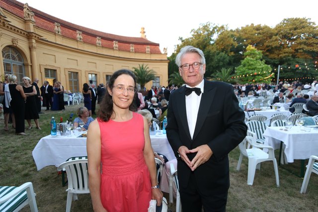 Unternehmer Peter Kurz mit Dana Kissinger-Matray. | Foto: John R. Braun