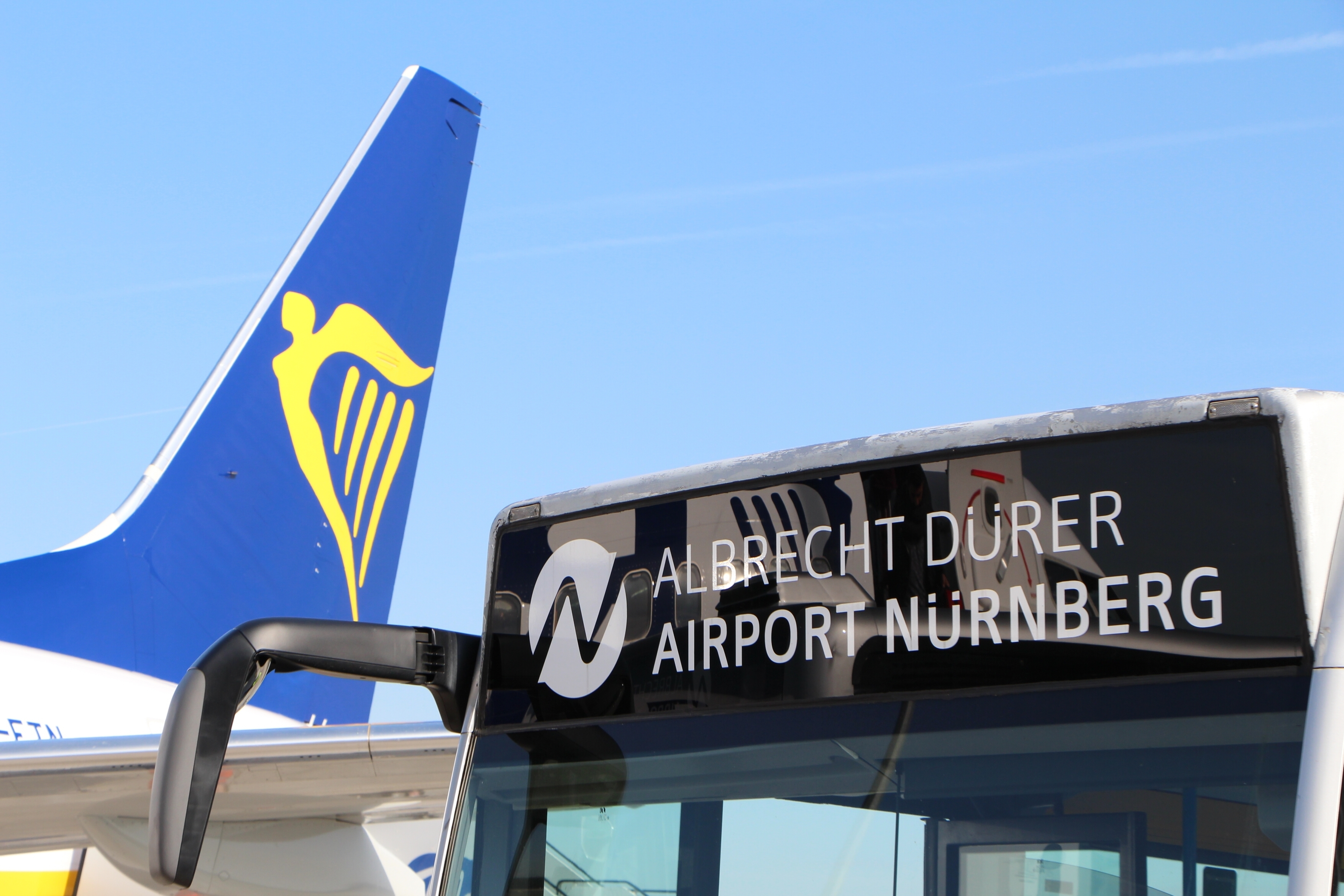 Erstmals seit Bestehen des Flughafens verzeichnete der Albrecht Dürer Airport über 400.000 Passagiere in einem Monat.