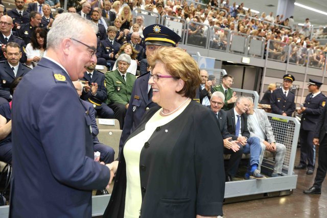 Neuer Rekord bei der Bayerischen Polizei: Bayerns Innenminister Joachim Herrmann vereidigt in Nürnberg 1.546 neue Polizistinnen und Polizisten. | Foto: Udo Dreier