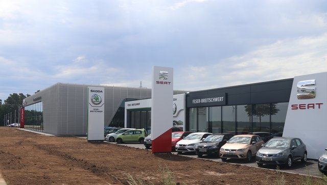 In 9 Monaten Bauzeit entstanden neue Autohäuser für die Marken Audi, Skoda und Seat.