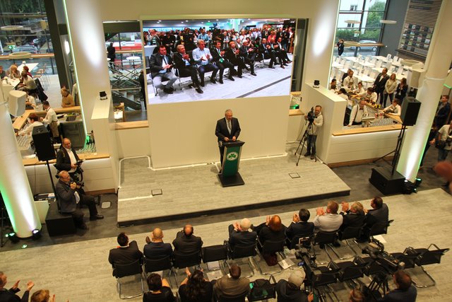 Blick von oben in den großen VIP-Saal. Foto: Ebersberger