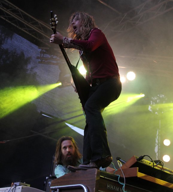 DeWolff zündeten ein psychedelisches Bluesrock-Feuerwerk. | Foto: sir