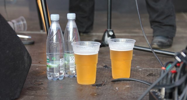 Für Nachschub ist jederzeit gesorgt auf der Bühne | Foto: sir