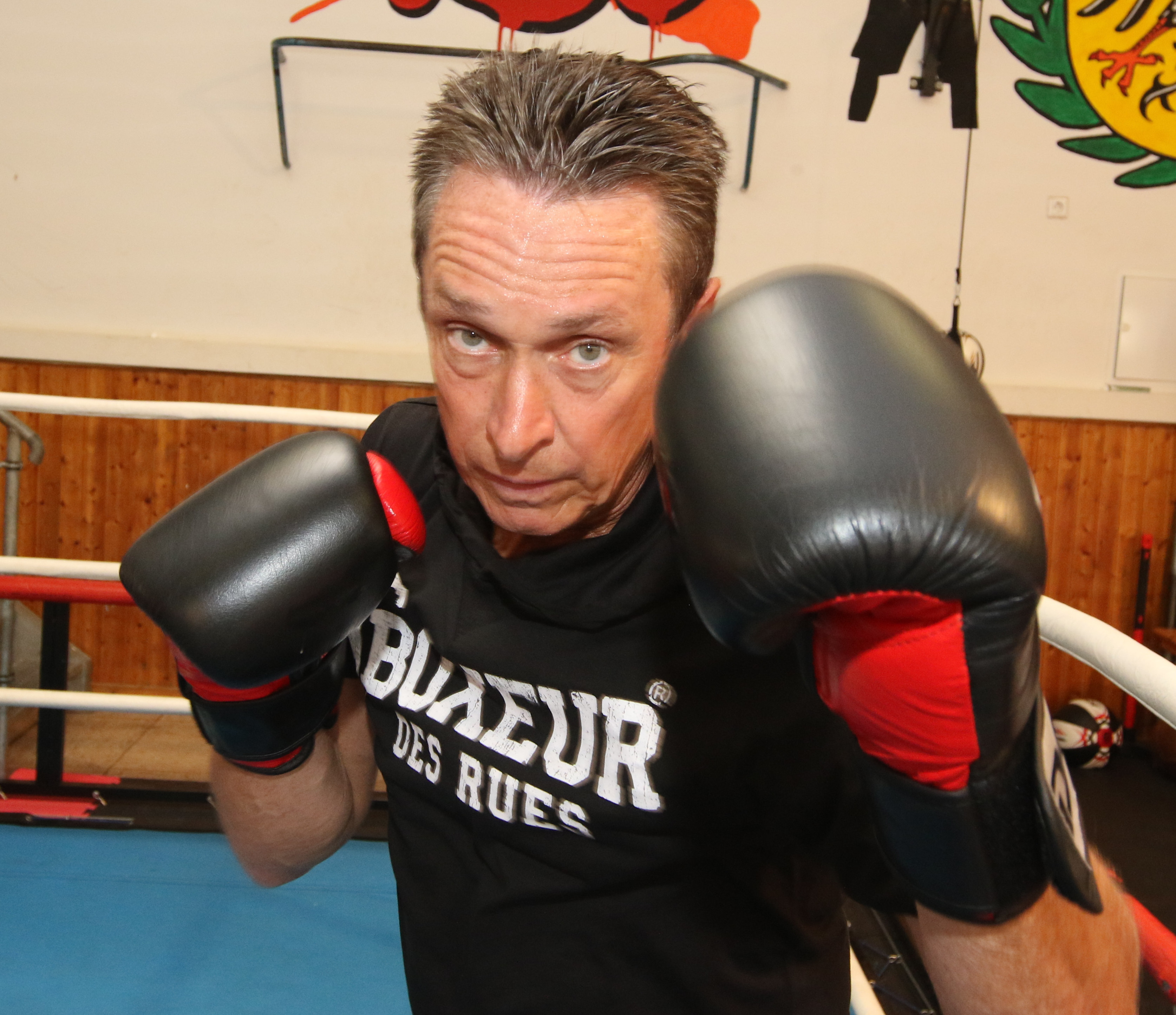 ,,Bratwurst Röslein"-Wirt Michael Förster im Ring beim 1. ASC Nürnberg Süd 07.
