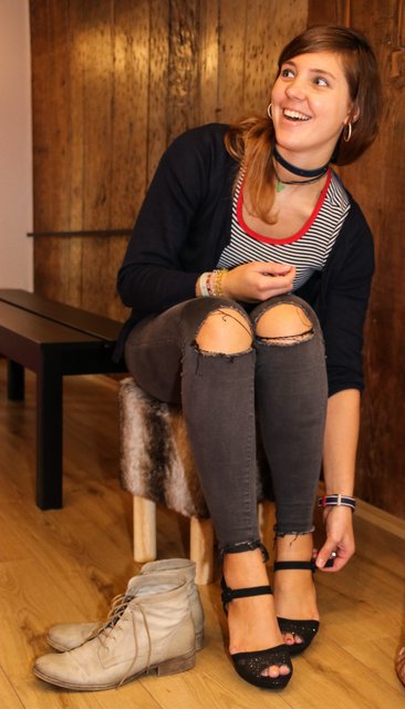 Gut schauen die Heels schon mal aus, jetzt muss nur noch das Laufen klappen. | Foto: Nicole Fuchsbauer