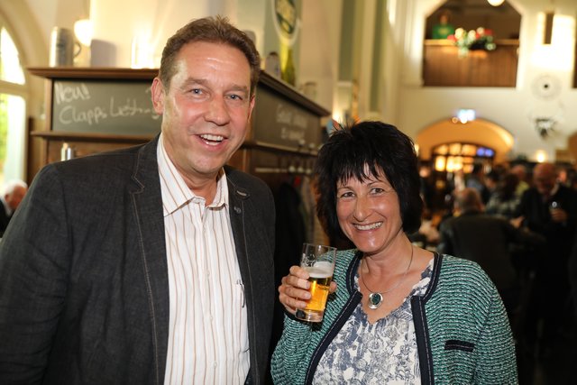 Bürgermeister Markus Braun und Heike Jung. | Foto: Udo Dreier