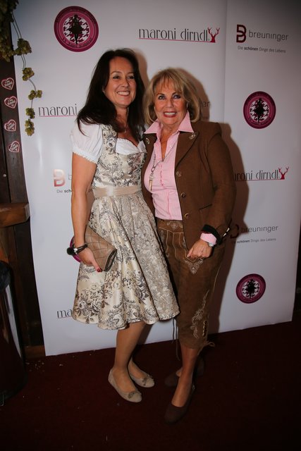 Kultwirtin Sissy Kleinke-Kühnel (re.) mit PR-Lady Sabine Michel. Foto: Jürgen Friedrich