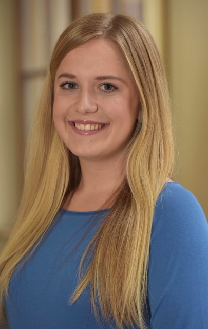 Luise Babetzki 19 Jahre, Studentin.Hobbys: Handball spielen, Geschichte. | Foto: Stadt Nürnberg