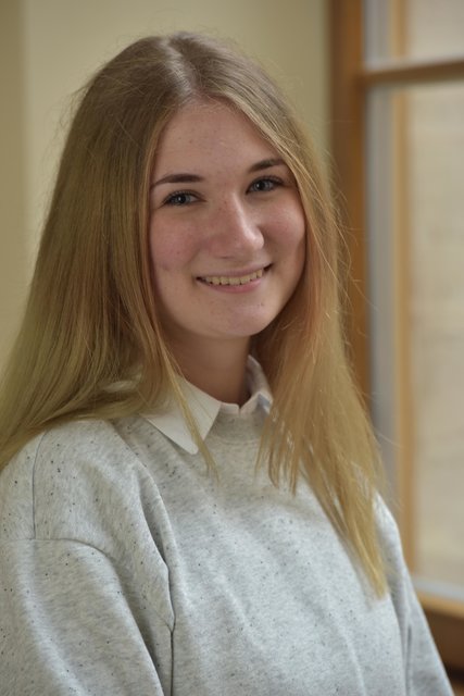 Leandra Olbrich 16 Jahre, Auszubildende nach Mittlerer Reife an der Wilhelm-Löhe-Schule. Hobbys: Musik, Tanzen, Lesen, Kino, Reisen. | Foto: Stadt Nürnberg
