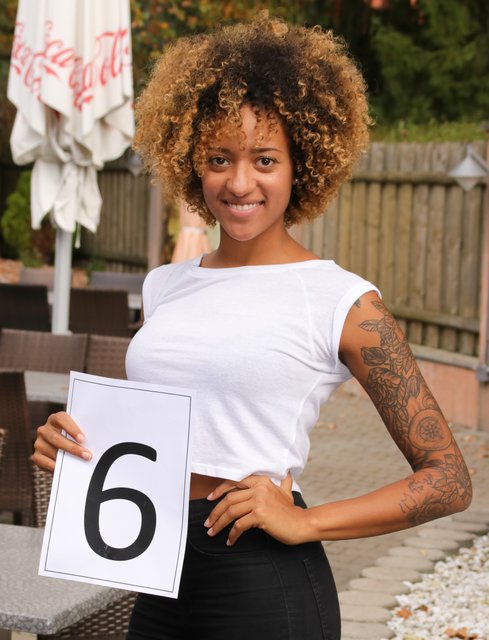 Vanessa Geiger (25), Studentin. | Foto: Nicole Fuchsbauer