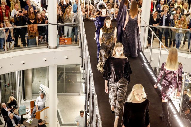 VOGUE loves Breuninger bei Breuninger in Stuttgart am 21.10.2017. | Foto: (c)Breuninger