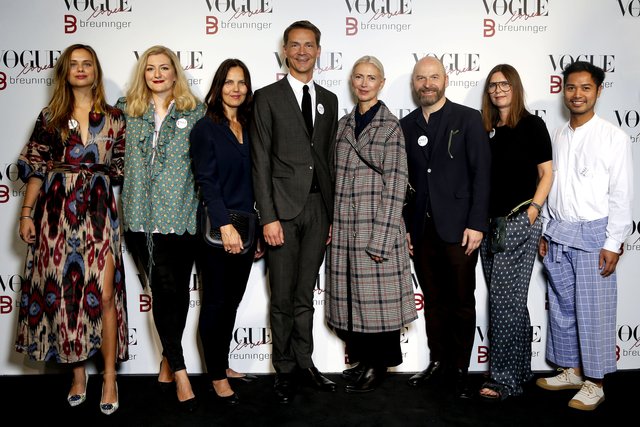 Designer des VOGUE Salons: Jeanne de Kroon, Anna Heinrichs, Julia Rieth, Holger Blecker (CEO Breuninger), Christiane Arp (Chefredakteurin Vogue), Detlev Stiebich, Birgit Wissemann (Gabriele_Frantzen), Nelson Abulencia (William_Fan). | Foto: (c)Breuninger
