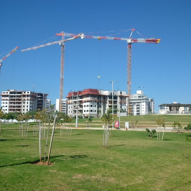 Die Bauarbeiten sind im vollen Gange. | Foto: © Michael Fraas