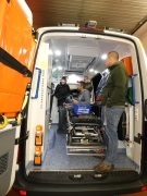 Unterweisung im neuen Notfallrettungswagen