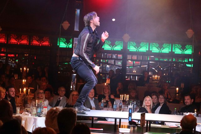 Die Gäste von MarktSpiegel & Palazzo erlebten einen temporeichen Abend voller kulinarischer und artistischer Höhepunkte. | Foto: Udo Dreier