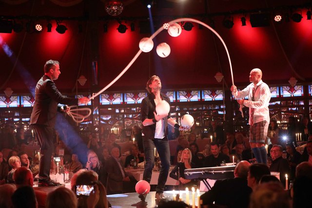 Die Gäste von MarktSpiegel & Palazzo erlebten einen temporeichen Abend voller kulinarischer und artistischer Höhepunkte. | Foto: Udo Dreier