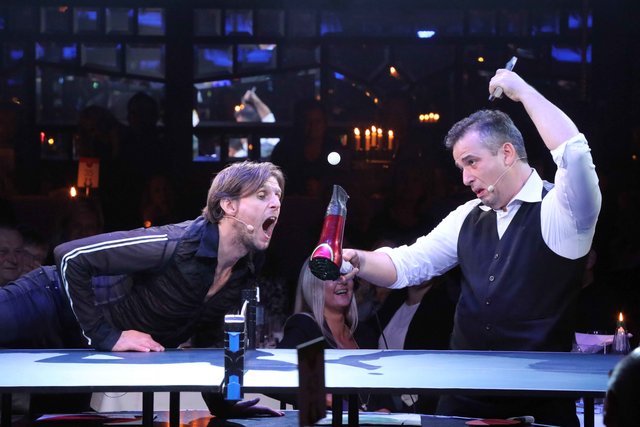 Die Gäste von MarktSpiegel & Palazzo erlebten einen temporeichen Abend voller kulinarischer und artistischer Höhepunkte. | Foto: Udo Dreier