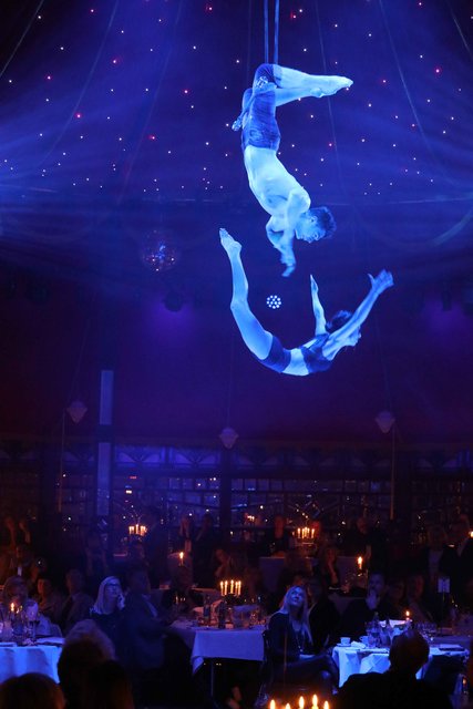 Die Gäste von MarktSpiegel & Palazzo erlebten einen temporeichen Abend voller kulinarischer und artistischer Höhepunkte. | Foto: Udo Dreier