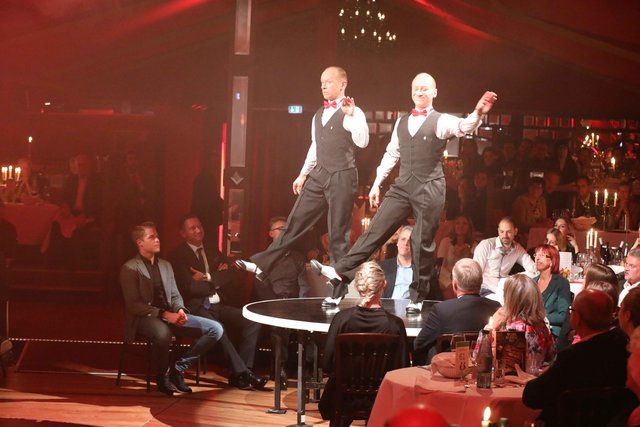 Die Gäste von MarktSpiegel & Palazzo erlebten einen temporeichen Abend voller kulinarischer und artistischer Höhepunkte. | Foto: Udo Dreier