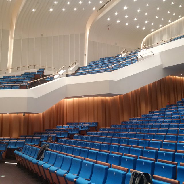 Dr Michael Fraas berichtet aus Chengdu: ,,Im selben Gebäudekomplex des Cooperation Center befindet sich auch ein hochmoderne Konzertsaal, der von einem finnischen Architekten entworfen wurde. Es herrscht hervorragende Akustik. Wir könnten uns davon überzeugen, da während unseres Besuchs dort eine Orchesterprobe lief.‎" | Foto: Dr. Michael Fraas