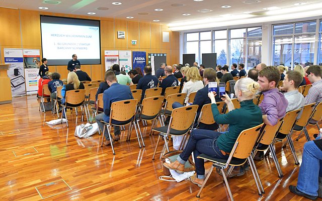 Die Teilnehmer am 1. Gründer- & Startup-Barcamp der Wirtschaftsjunioren in der IHK Akademie Mittelfranken. | Foto: Heidrun Hönninger