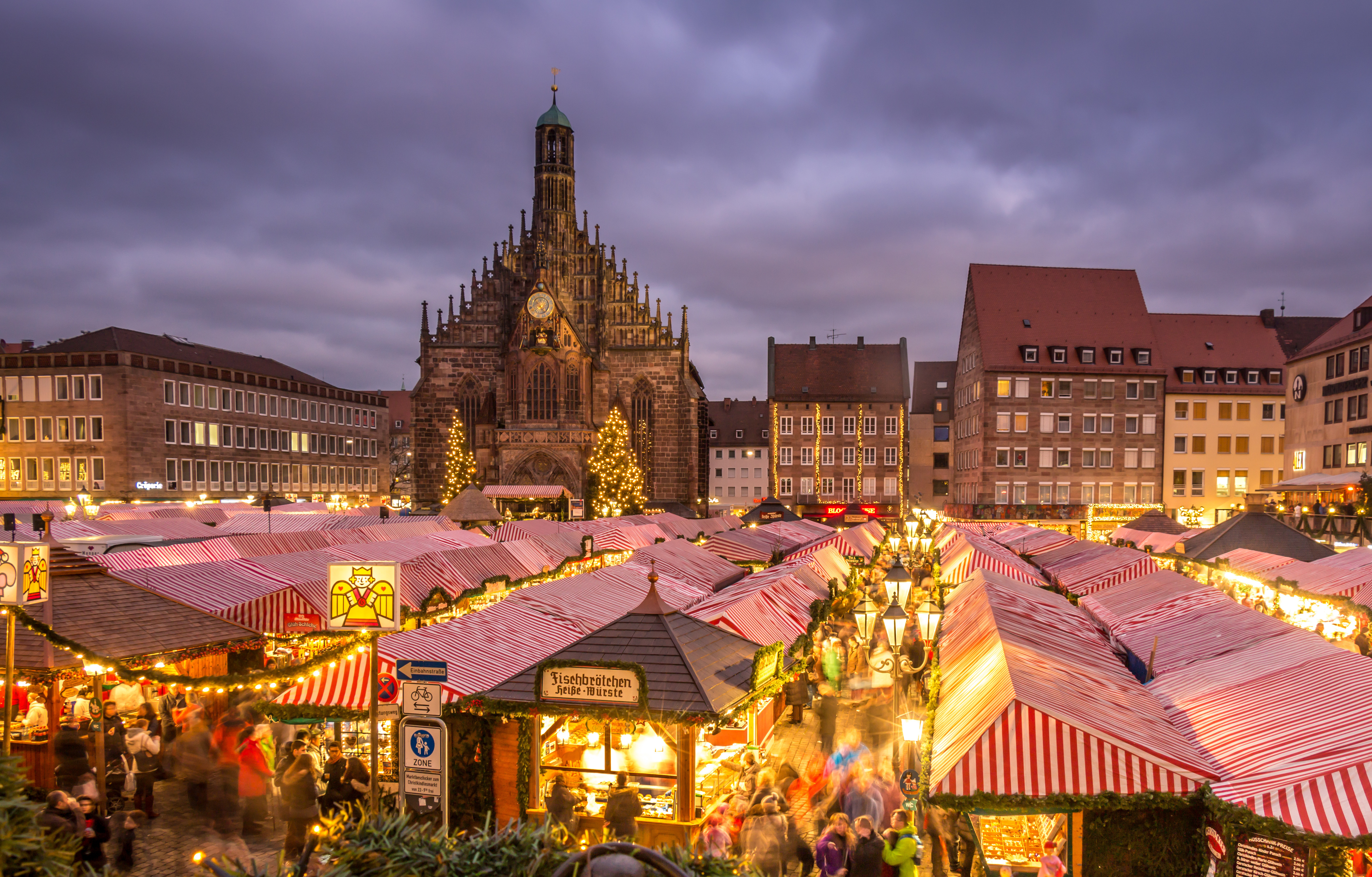 Mehr als 2,5 Millionen Besucher aus der ganzen Welt werden auch heuer wieder auf den Nürnberger Christkindlesmarkt kommen.