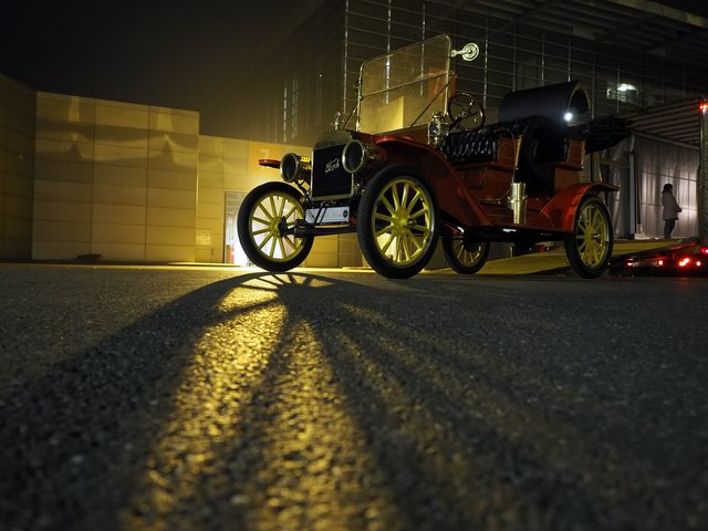 Die RETRO CLASSICS Bavaria bringen automobile Kostbarkeiten nach Nürnberg. | Foto: Veranstalter