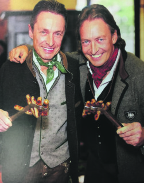Michael und Thomas Förster sind Ihre Gastgeber im Bratwurst Röslein. | Foto: oh