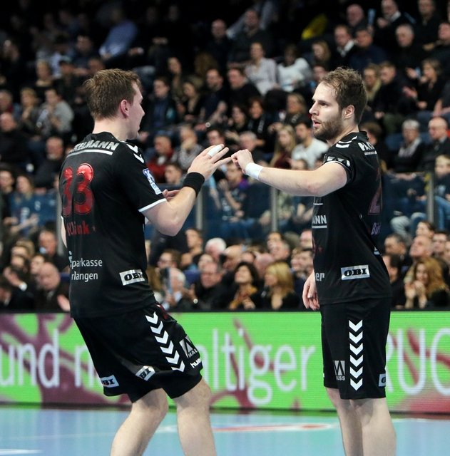 (Foto: HJKrieg, hl-studios, Erlangen, v.l.): Nikolai Link und Spielmacher Nico Büdel schossen gesamt 11 Tore für den HCE