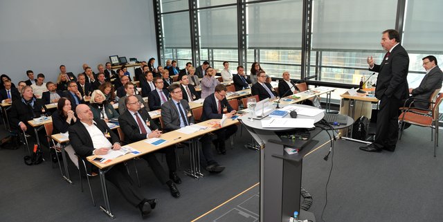 SMIC-Unternehmer-Kongress-2018-Gesprächskreis: In insgesamt sechs Gesprächskreisen diskutieren die Teilnehmer gemeinsam mit den Referenten tagesaktuelle Themen rund um den Mittelstand. | Foto: SMIC!