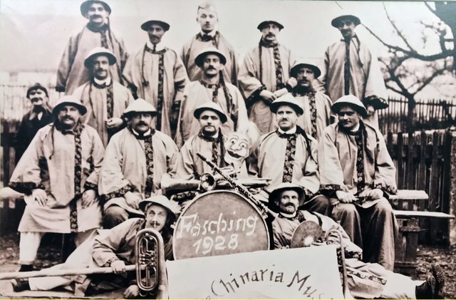 1928 verkleidete sich zum ersten Mal eine Gruppe als „Chinesen“ – dies war die Dietfurter Stadtkapelle.