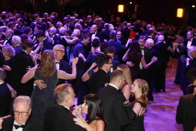 Foto: Udo Dreier - 21.01.2018 - Metropolregion Nürnberg - Nürnberg - Meistersingerhalle - Universitätsball der FAU und der Nürnberger Hochschulen  | Foto: John R. Braun / Udo Dreier