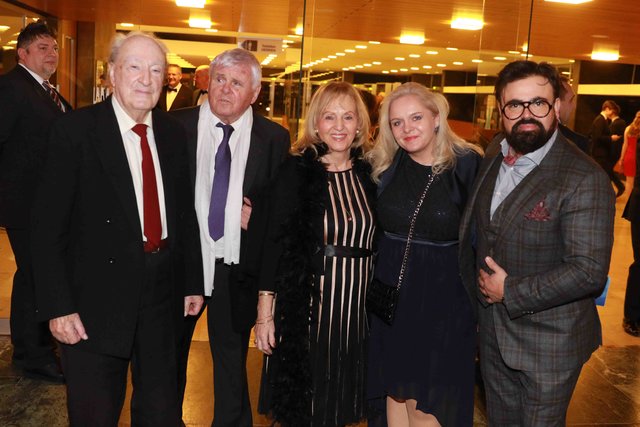 Foto: Udo Dreier - 21.01.2018 - Metropolregion Nürnberg - Nürnberg - Meistersingerhalle - Universitätsball der FAU und der Nürnberger Hochschulen  | Foto: John R. Braun / Udo Dreier
