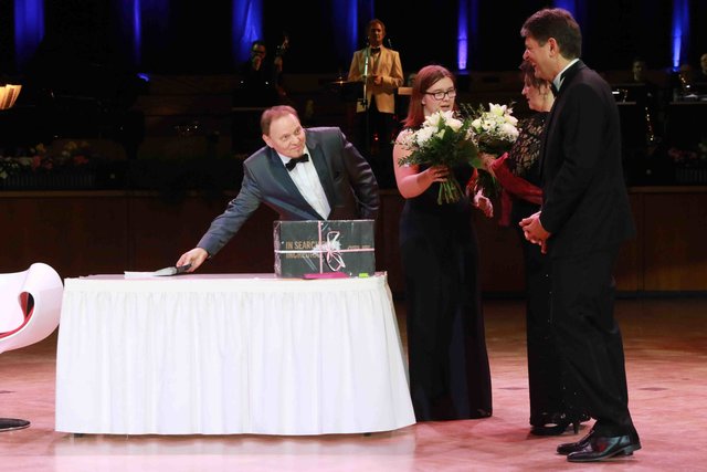 Foto: Udo Dreier - 21.01.2018 - Metropolregion Nürnberg - Nürnberg - Meistersingerhalle - Universitätsball der FAU und der Nürnberger Hochschulen  | Foto: John R. Braun / Udo Dreier