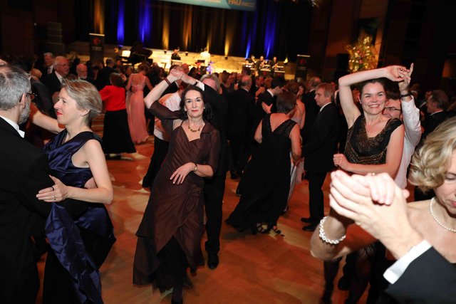 Foto: Udo Dreier - 21.01.2018 - Metropolregion Nürnberg - Nürnberg - Meistersingerhalle - Universitätsball der FAU und der Nürnberger Hochschulen  | Foto: John R. Braun / Udo Dreier
