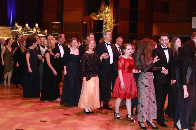 Foto: Udo Dreier - 21.01.2018 - Metropolregion Nürnberg - Nürnberg - Meistersingerhalle - Universitätsball der FAU und der Nürnberger Hochschulen  | Foto: John R. Braun / Udo Dreier