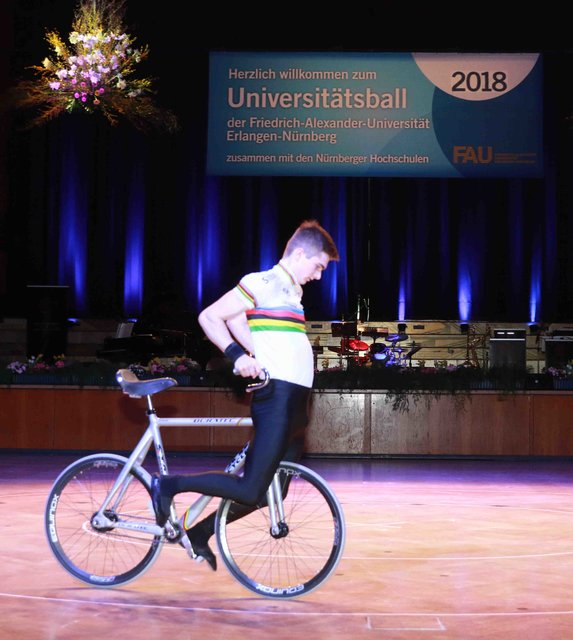 Foto: Udo Dreier - 21.01.2018 - Metropolregion Nürnberg - Nürnberg - Meistersingerhalle - Universitätsball der FAU und der Nürnberger Hochschulen  | Foto: John R. Braun / Udo Dreier