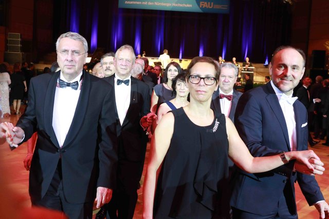 Foto: Udo Dreier - 21.01.2018 - Metropolregion Nürnberg - Nürnberg - Meistersingerhalle - Universitätsball der FAU und der Nürnberger Hochschulen  | Foto: John R. Braun / Udo Dreier