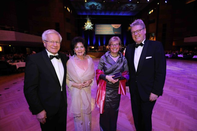 Foto: Udo Dreier - 21.01.2018 - Metropolregion Nürnberg - Nürnberg - Meistersingerhalle - Universitätsball der FAU und der Nürnberger Hochschulen  | Foto: John R. Braun / Udo Dreier